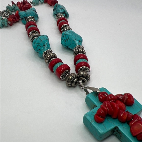 Turquoise and Red Beaded Necklace -2 piece set - Picture 9 of 10